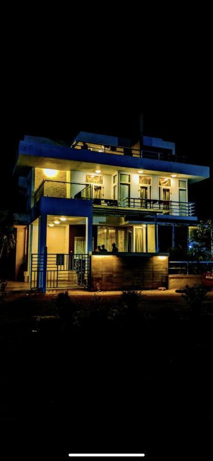 Mizzle Exotica Lonavala Apartment Exterior foto
